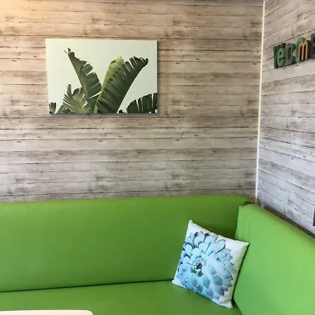 Tropical 1 Dom wakacyjny *