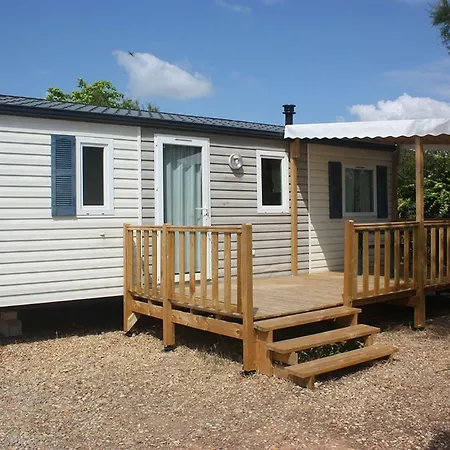 Tropical 1 Dom wakacyjny *